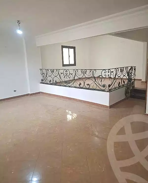 https://aqarmap.com.eg/ar/listing/6680248-for-sale-cairo-6th-of-october-el-ahyaa-neighborhood-2nd-divided-from-al-kafrawei-st