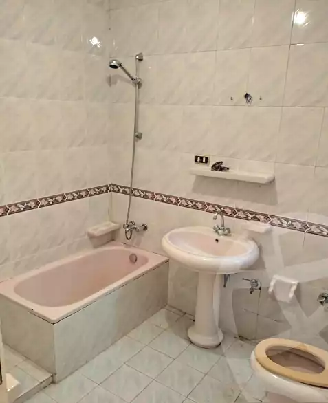 https://aqarmap.com.eg/ar/listing/6680269-for-sale-alexandria-l-jmy-el-hanouvel-kasr-al-quiri-st-1