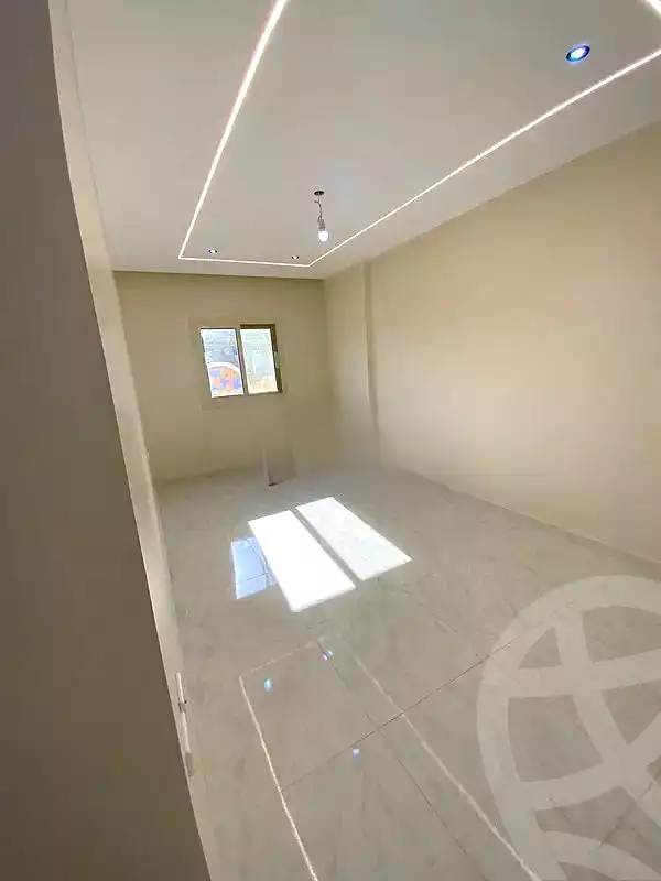 https://aqarmap.com.eg/ar/listing/6680281-for-sale-cairo-6th-of-october-el-ahyaa-neighborhood-2nd-divided-from-al-kafrawei-st