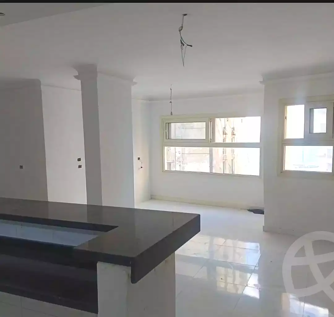 https://aqarmap.com.eg/ar/listing/6680283-for-sale-alexandria-sydy-bshr