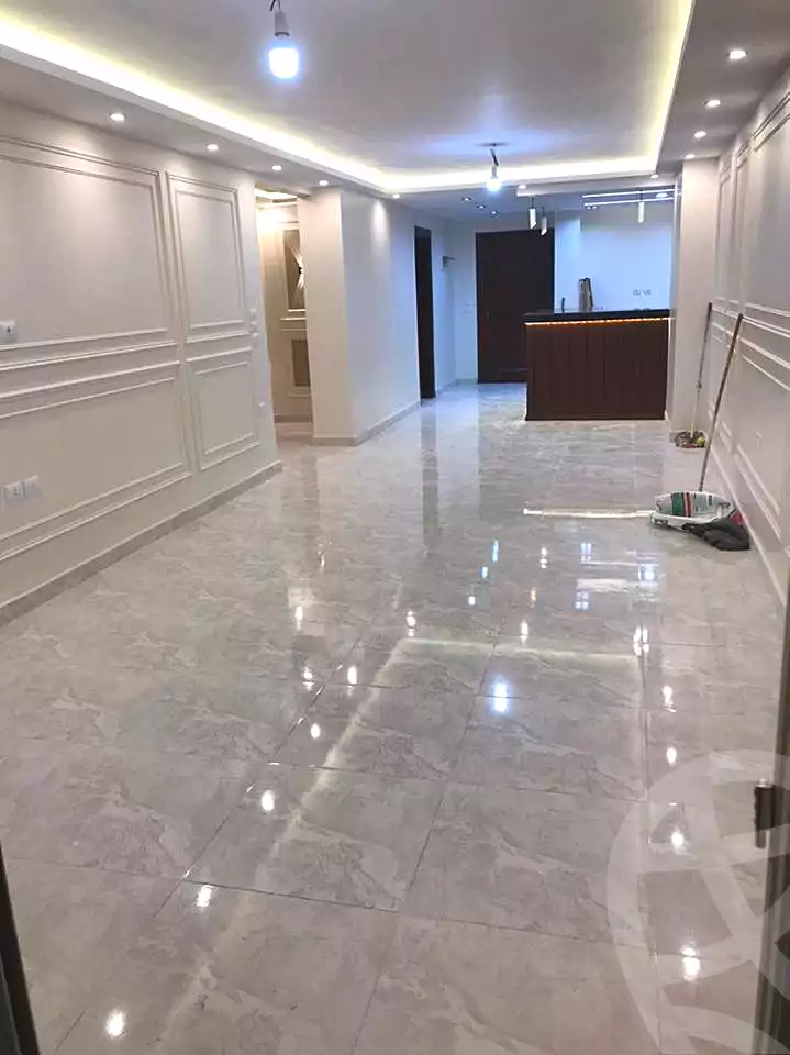 https://aqarmap.com.eg/ar/listing/6680289-for-rent-alexandria-el-montazah-compounds-in-el-montazah-royal-plaza-compound-al-halawany