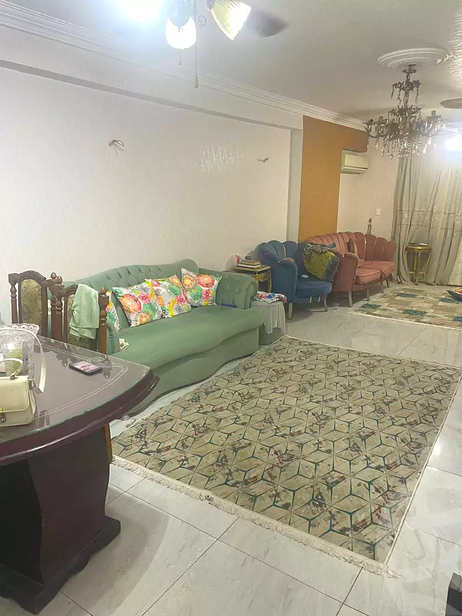 https://aqarmap.com.eg/en/listing/6680935-for-sale-cairo-el-haram-shareaa-khatem-el-morsalen