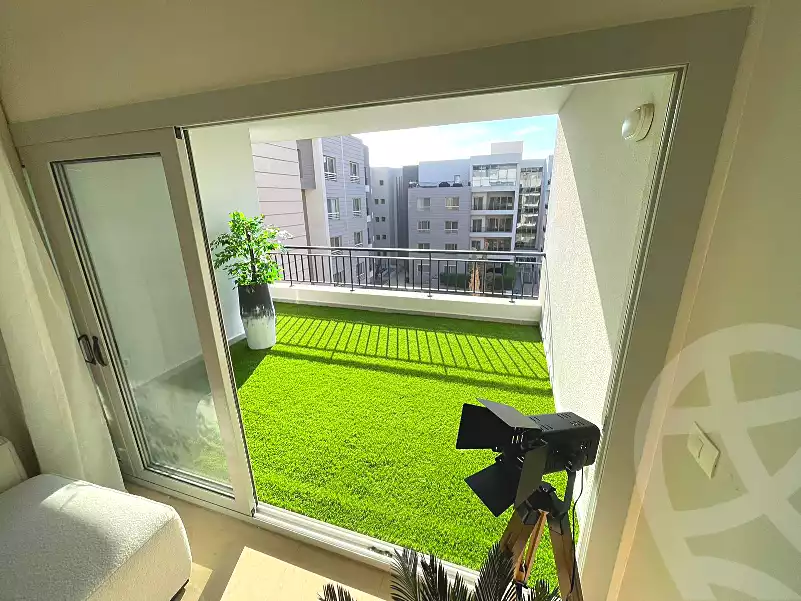 https://aqarmap.com.eg/ar/listing/6680956-for-sale-cairo-new-cairo-compounds-hyde-park-park-corner-hyde-park