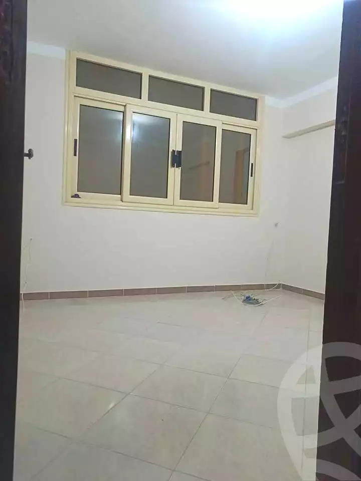 https://aqarmap.com.eg/ar/listing/6681303-for-sale-alexandria-el-asafra-l-sfr-bhry