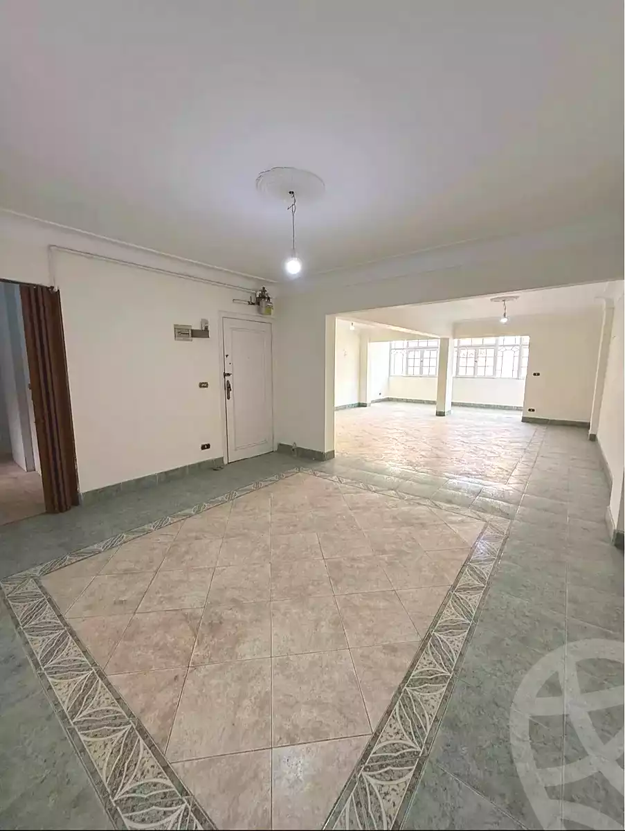 https://aqarmap.com.eg/ar/listing/6681514-for-sale-alexandria-el-asafra-l-sfr-bhry