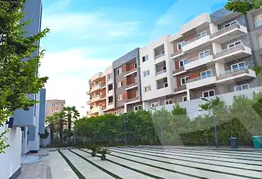 https://aqarmap.com.eg/ar/listing/6683047-for-sale-cairo-el-sheikh-zayed-city-compounds-zayed-regency