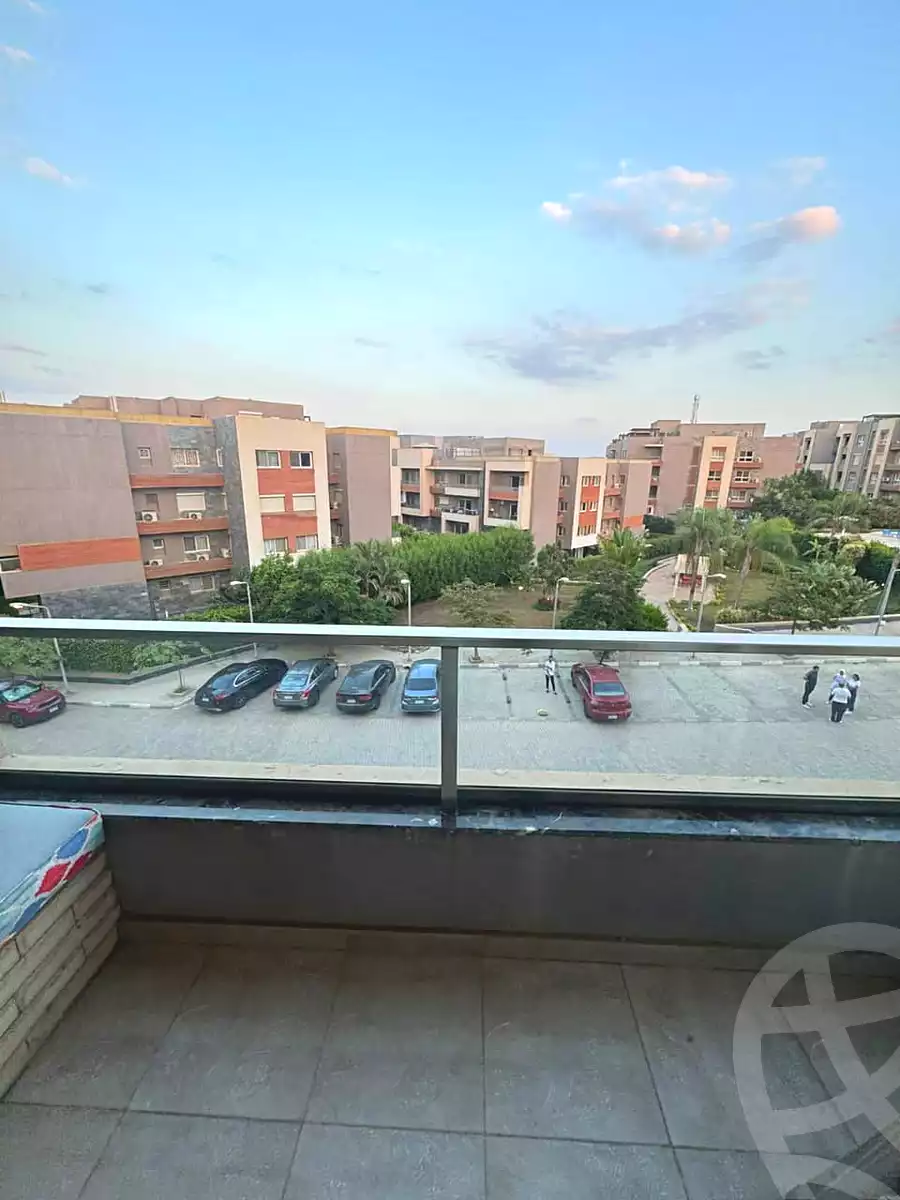 https://aqarmap.com.eg/ar/listing/6683047-for-sale-cairo-el-sheikh-zayed-city-compounds-zayed-regency