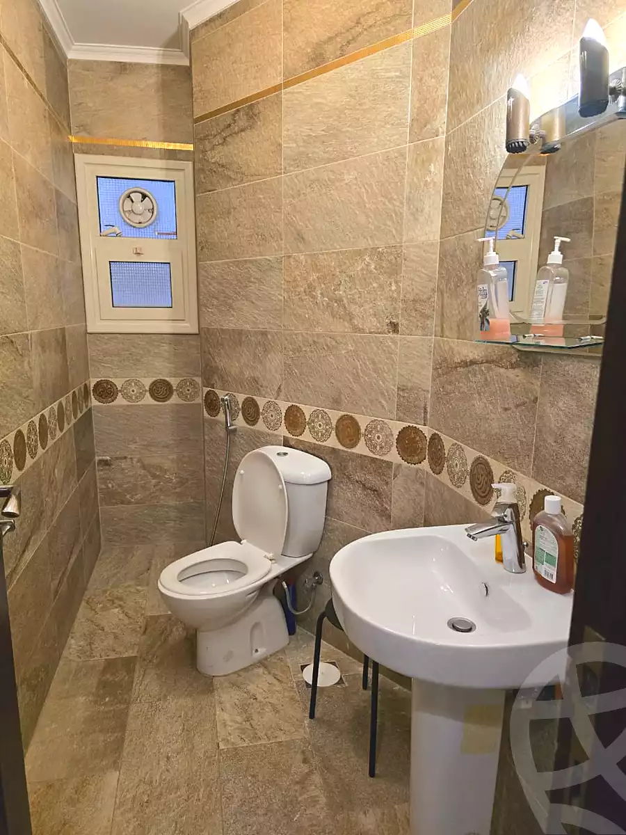 https://aqarmap.com.eg/ar/listing/6683047-for-sale-cairo-el-sheikh-zayed-city-compounds-zayed-regency