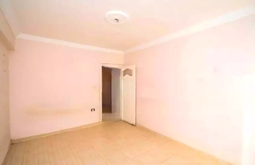 https://aqarmap.com.eg/ar/listing/6684187-for-sale-alexandria-camp-cesar-abd-el-moneim-sanad-st