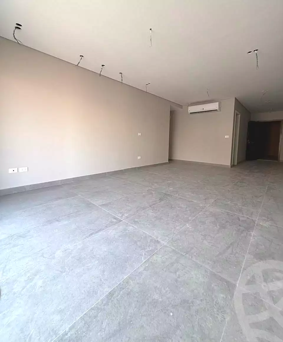 https://aqarmap.com.eg/en/listing/6684391-for-sale-cairo-el-sheikh-zayed-city-compounds-kmbwnd-fyldj-wyst-dr-llttwyr