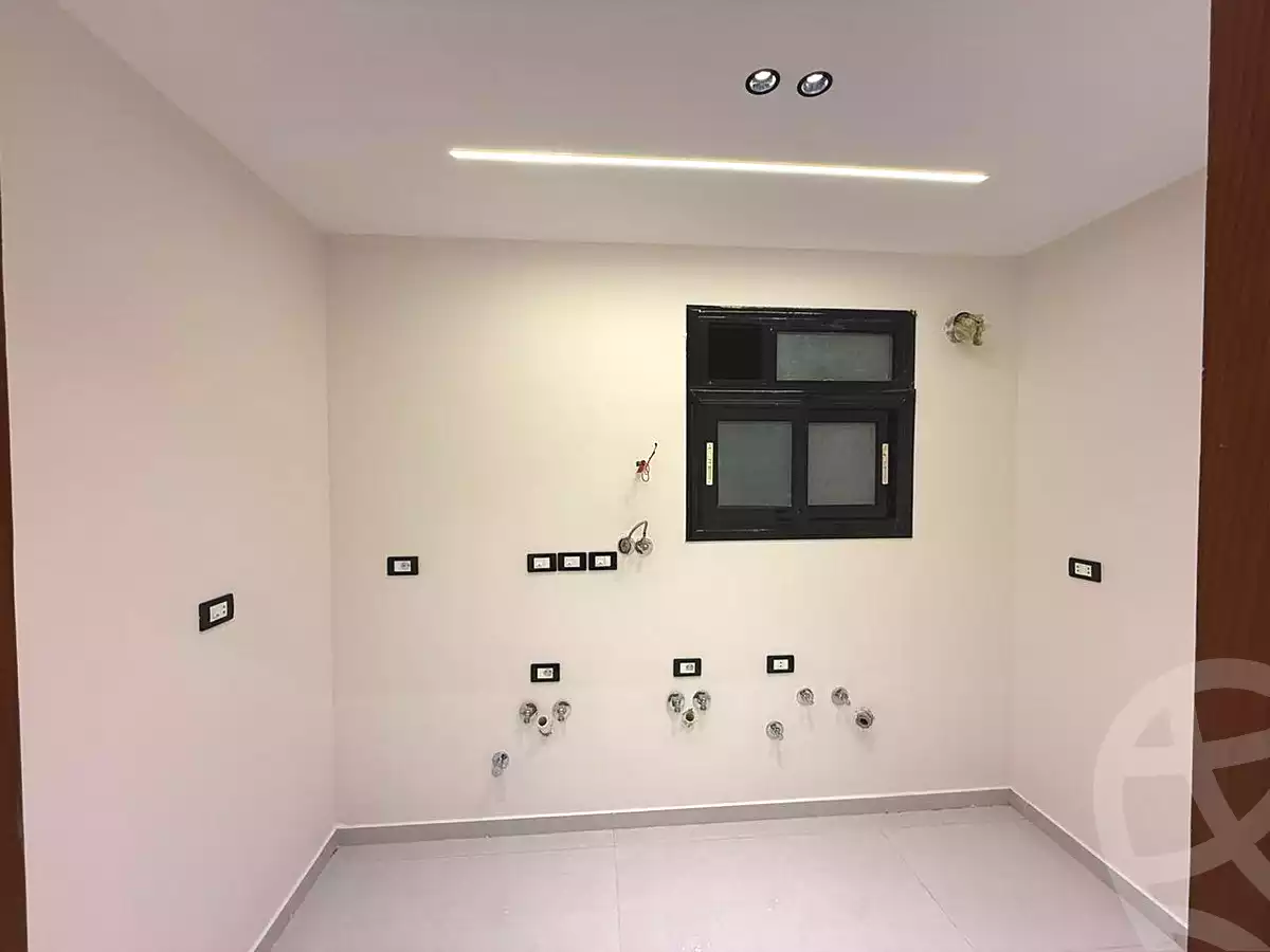 https://aqarmap.com.eg/ar/listing/6684750-for-sale-cairo-el-maadi-compounds-kmbwnd-wn-qtmyh-m-mr-lmrshdy