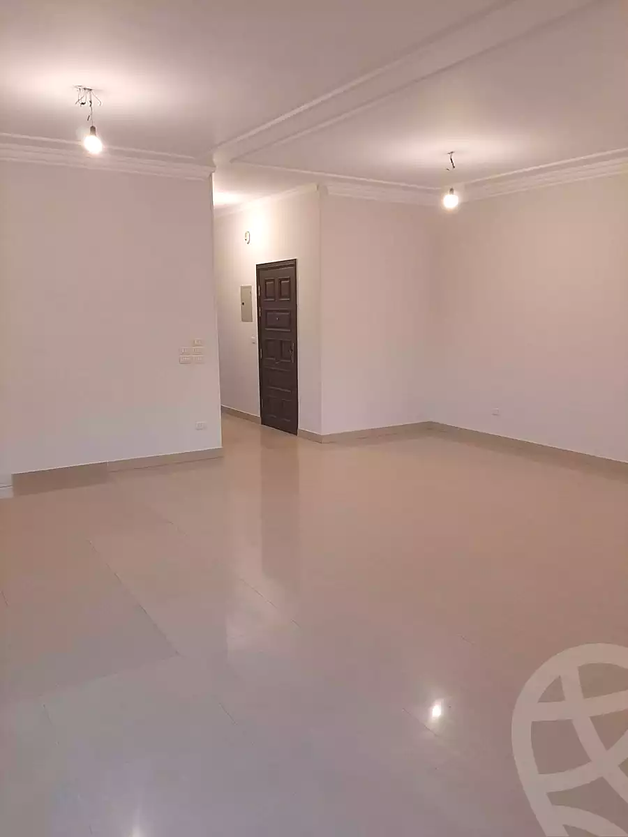 https://aqarmap.com.eg/ar/listing/6684939-for-rent-cairo-new-cairo-el-ahyaa-first-neighborhood-omar-ibn-abd-el-aziz-st