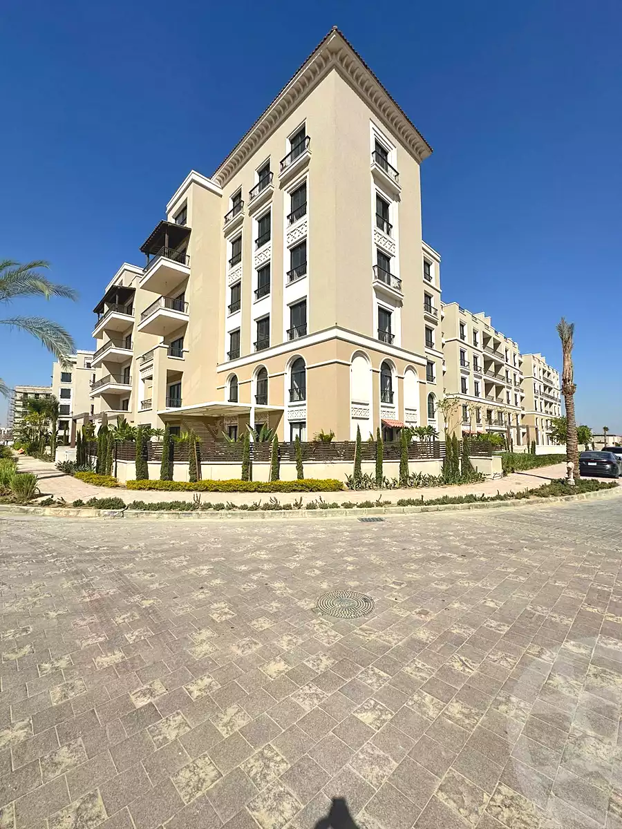 https://aqarmap.com.eg/ar/listing/6685162-for-sale-cairo-el-sheikh-zayed-city-compounds-kmbwnd-fyldj-wyst-dr-llttwyr