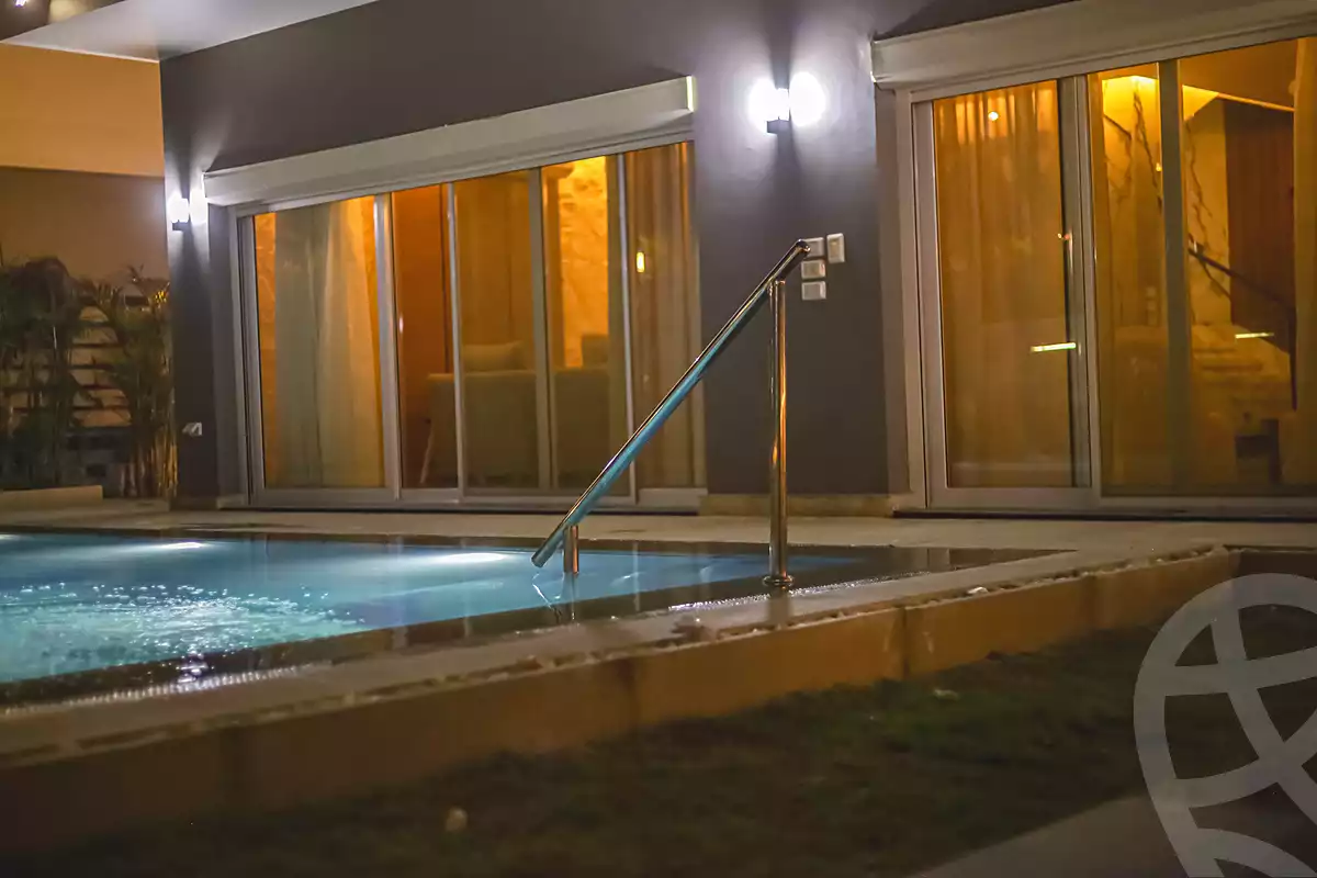 https://aqarmap.com.eg/ar/listing/6685446-for-rent-cairo-new-cairo-compounds-hyde-park-park-corner-hyde-park