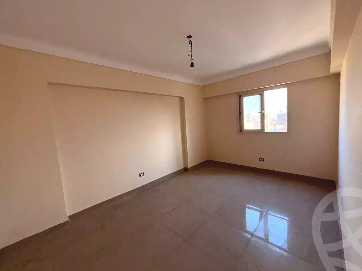 https://aqarmap.com.eg/ar/listing/6686143-for-sale-alexandria-ganaklis
