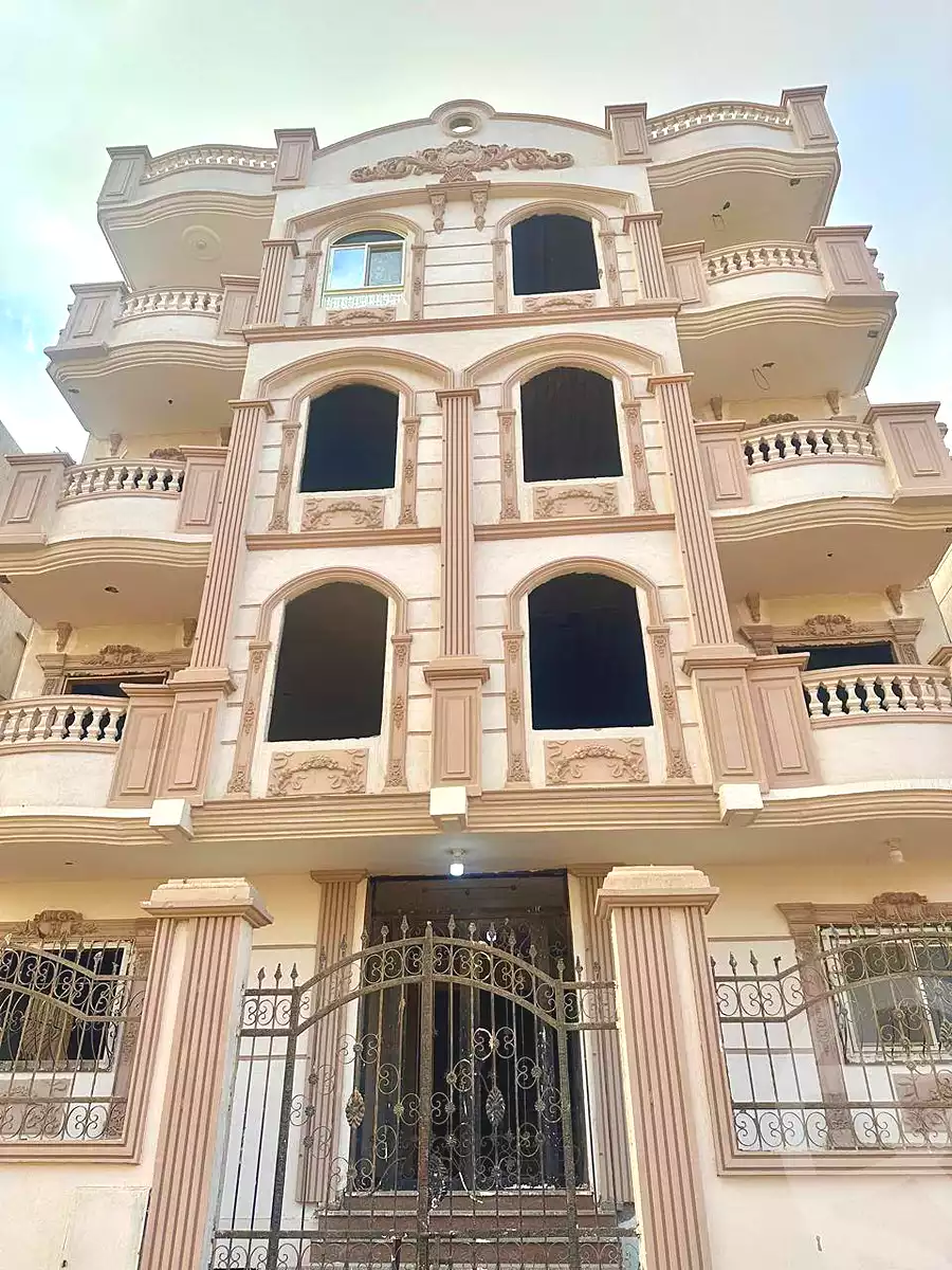 https://aqarmap.com.eg/ar/listing/6686196-for-sale-cairo-badr-city-hai-el-ashgar-featured-neighborhood