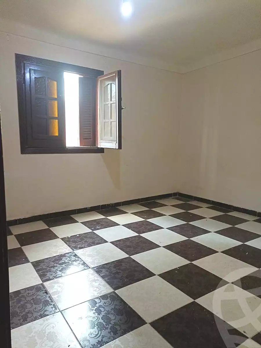 https://aqarmap.com.eg/ar/listing/6686460-for-sale-alexandria-sydy-bshr-sydy-bshr-bhry-shr-mhmd-njyb