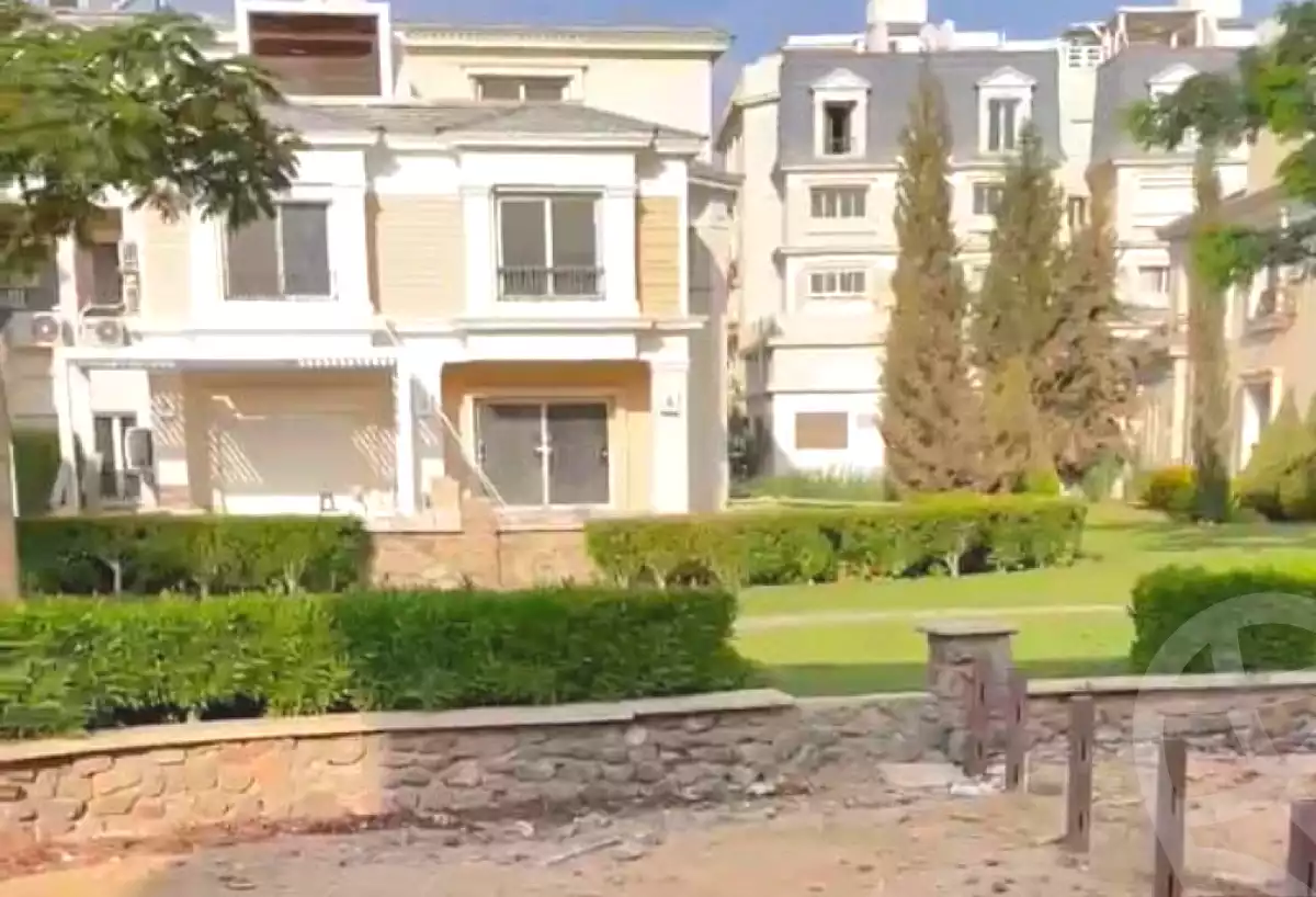 https://aqarmap.com.eg/en/listing/6686753-for-sale-cairo-new-cairo-compounds-mountain-view-hyde-park