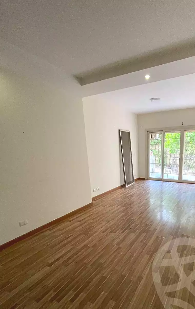 https://aqarmap.com.eg/en/listing/6686884-for-sale-cairo-el-sheikh-zayed-city-compounds-dh-drys