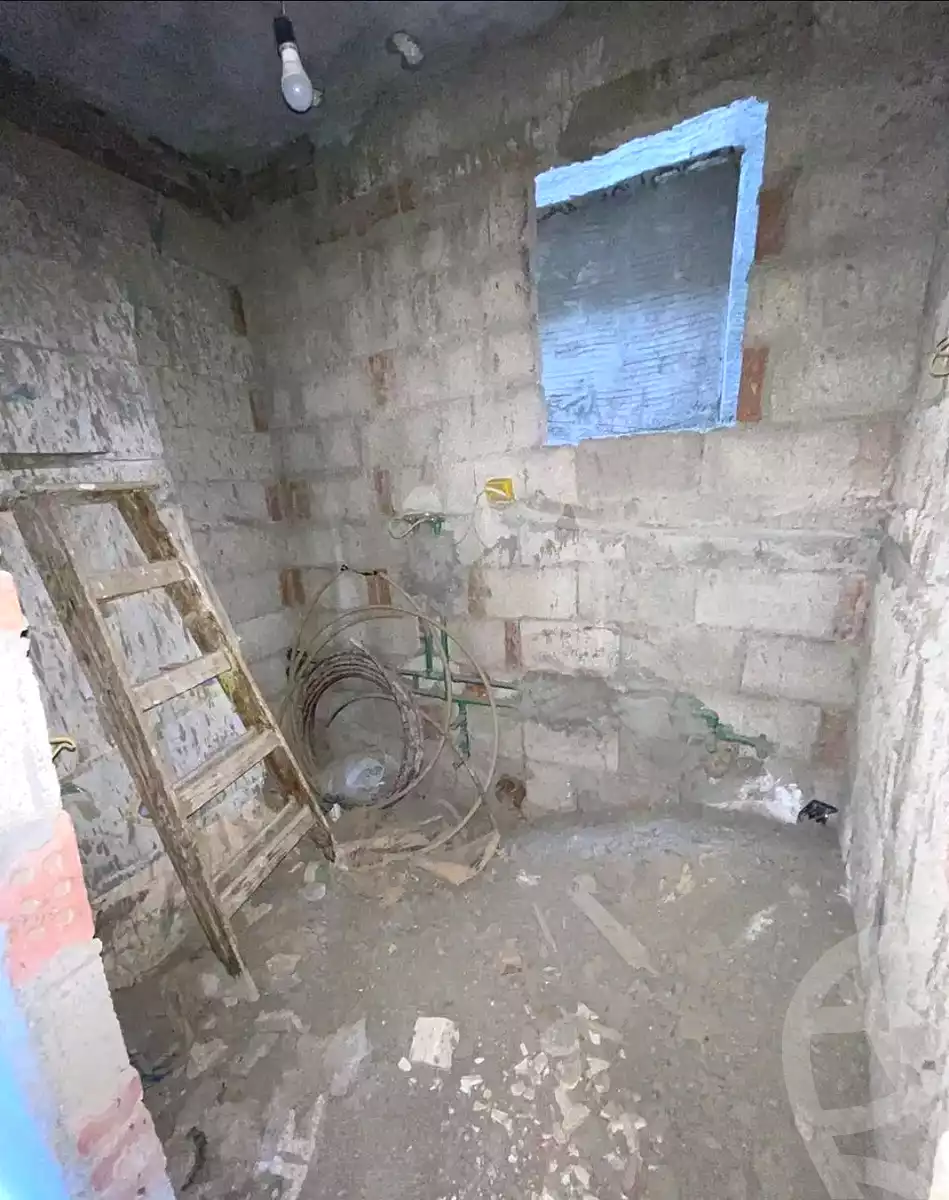 https://aqarmap.com.eg/en/listing/6687083-for-sale-alexandria-lsywf-el-daraeb-st