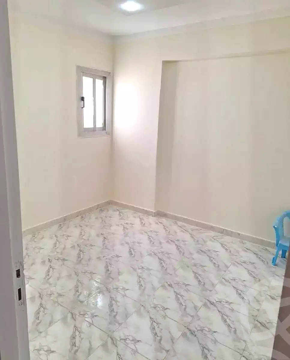 https://aqarmap.com.eg/ar/listing/6687126-for-sale-alexandria-new-miami-eskot