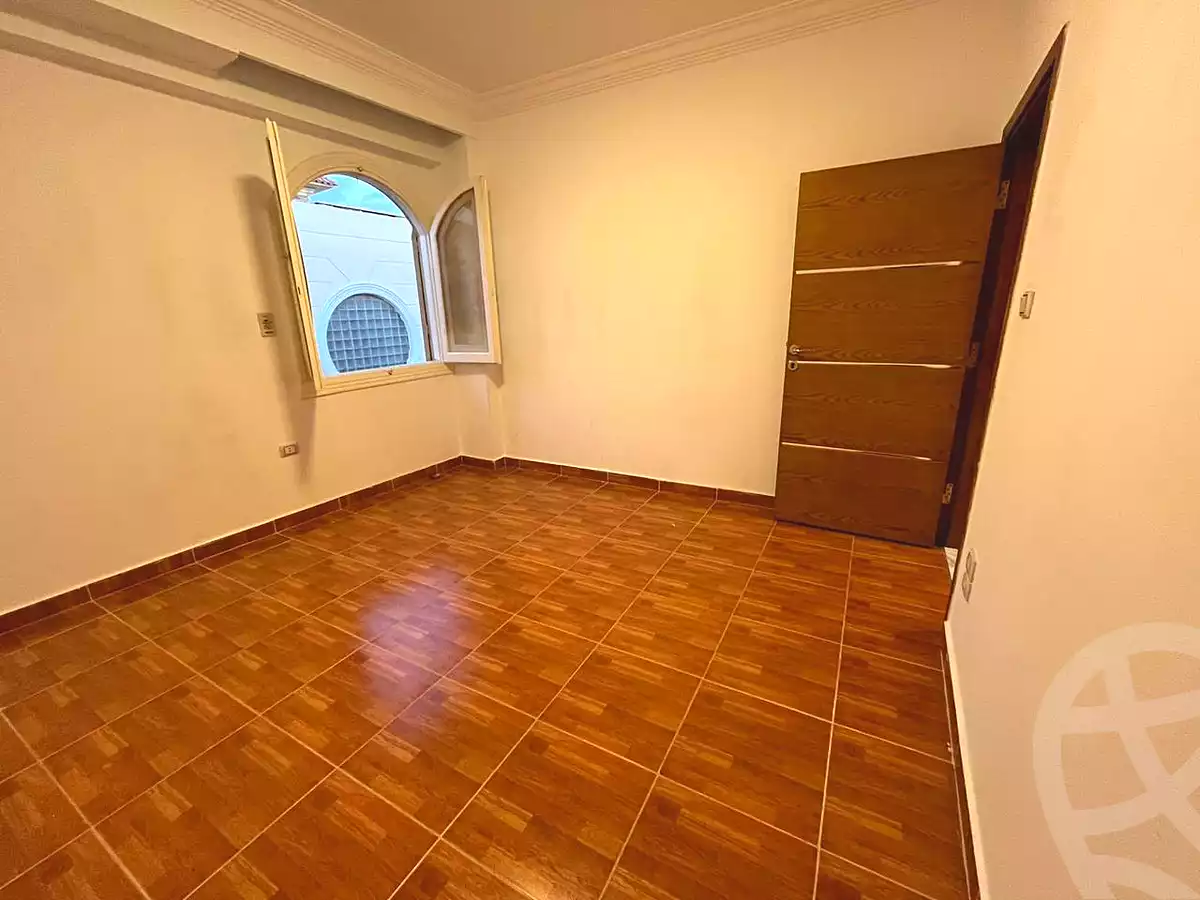 https://aqarmap.com.eg/ar/listing/6687131-for-rent-cairo-new-cairo-ganob-el-akadamiya-south-academy-a-abo-zarr-el-ghifari-st