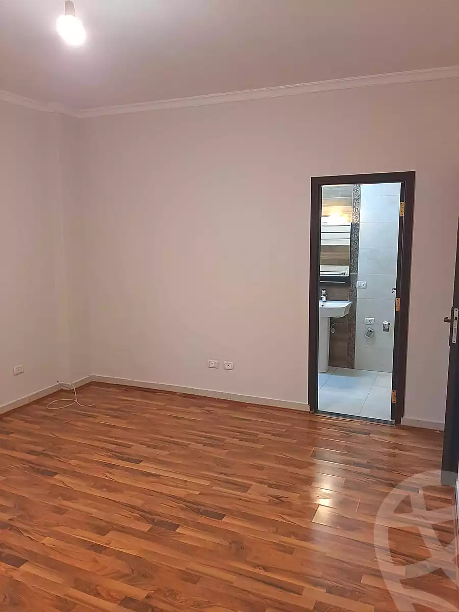 https://aqarmap.com.eg/ar/listing/6687222-for-rent-cairo-new-cairo-el-ahyaa-first-neighborhood-omar-ibn-abd-el-aziz-st
