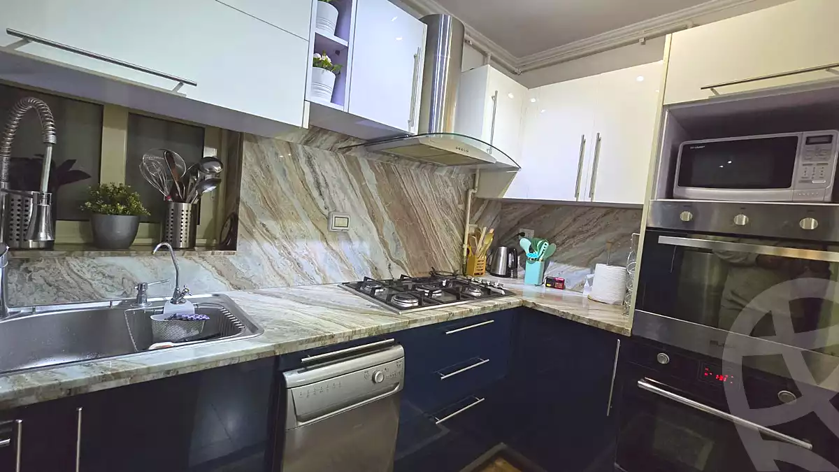https://aqarmap.com.eg/ar/listing/6687382-for-sale-cairo-new-cairo-madinaty-eleventh-zone-buildings-group-114