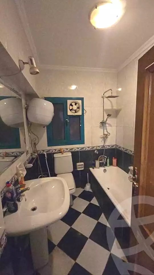 https://aqarmap.com.eg/ar/listing/6687858-for-sale-alexandria-lauran