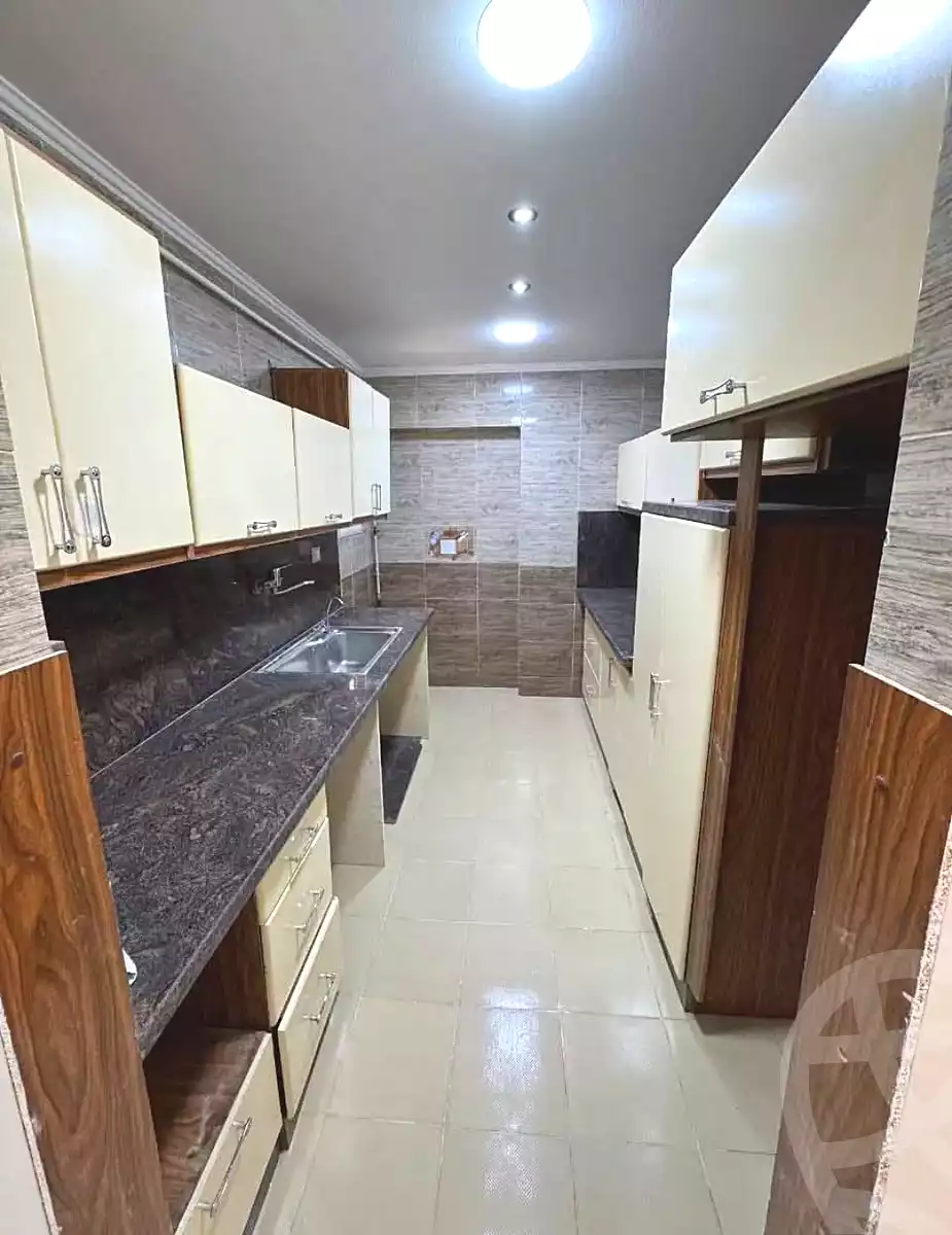 https://aqarmap.com.eg/en/listing/6688080-for-sale-alexandria-el-asafra-l-sfr-bhry-edrees-st