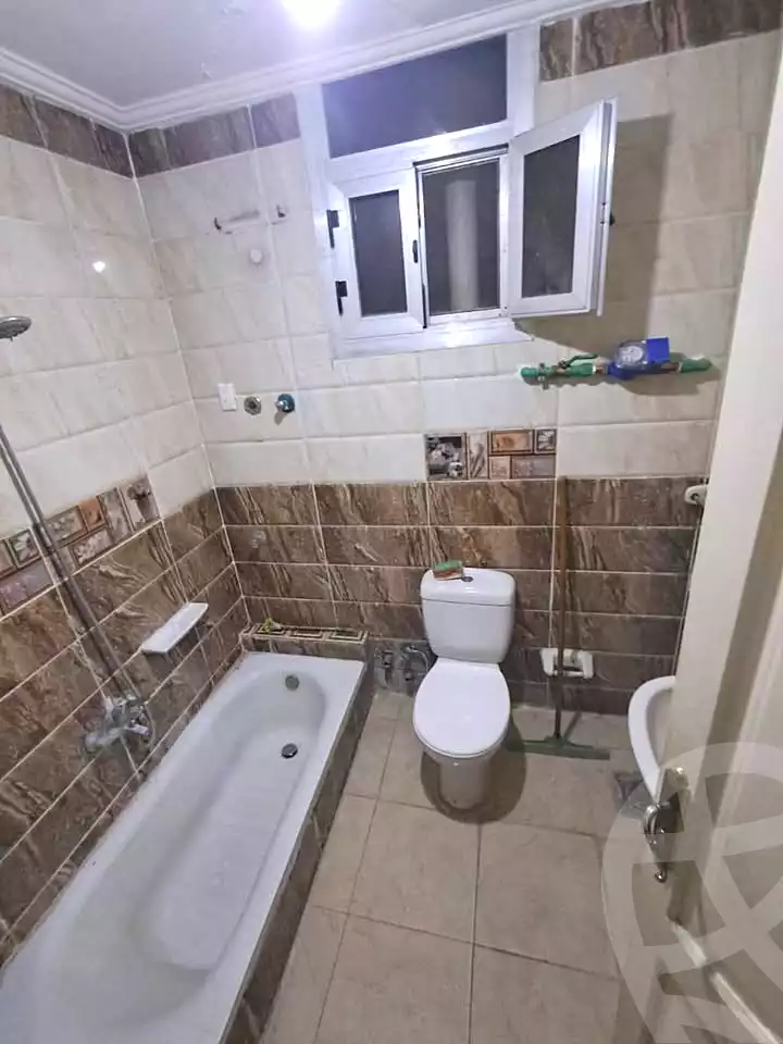 https://aqarmap.com.eg/ar/listing/6689556-for-sale-alexandria-sydy-bshr-sydy-bshr-bhry-shr-mhmwd-l-yswy