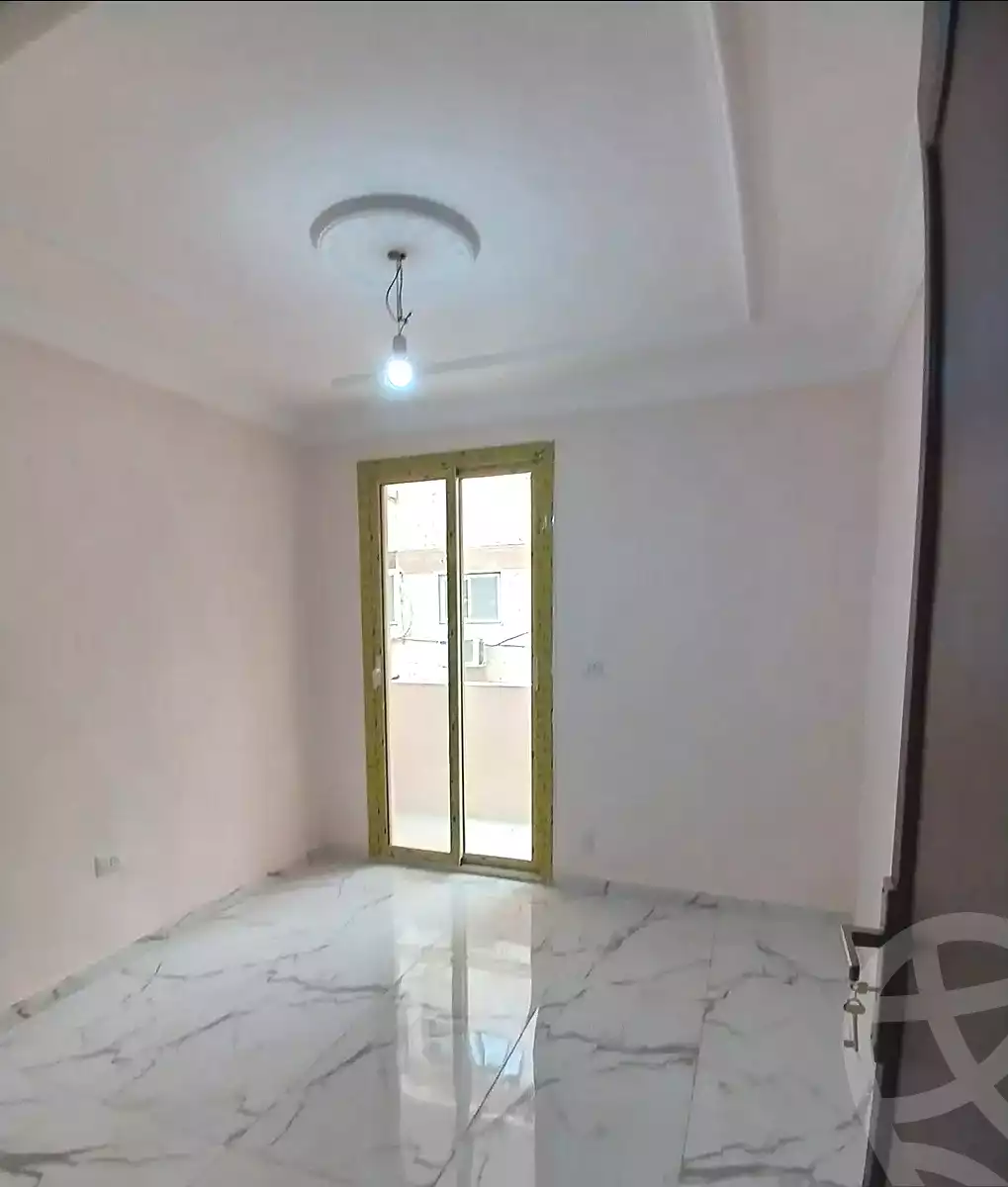 https://aqarmap.com.eg/ar/listing/6689592-for-sale-alexandria-el-asafra-salman-el-farsi-st
