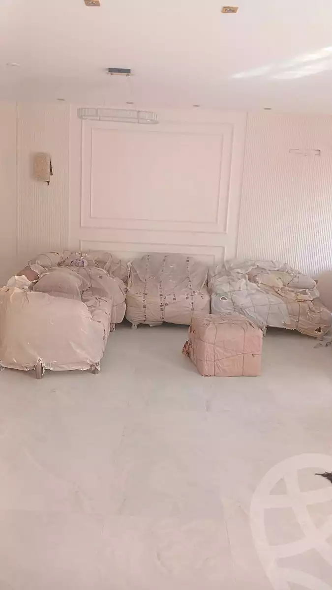 https://aqarmap.com.eg/en/listing/6689811-for-sale-cairo-el-sheikh-zayed-city-compounds-zayed-heights-compound