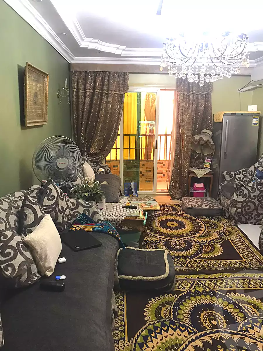 https://aqarmap.com.eg/ar/listing/6690216-for-sale-cairo-el-sheikh-zayed-city-el-hay-el-hady-ashaer-area-2-street-31