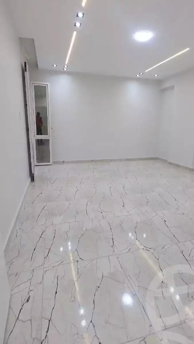 https://aqarmap.com.eg/ar/listing/6690721-for-sale-alexandria-l-jmy-lbytsh-el-reyad-st