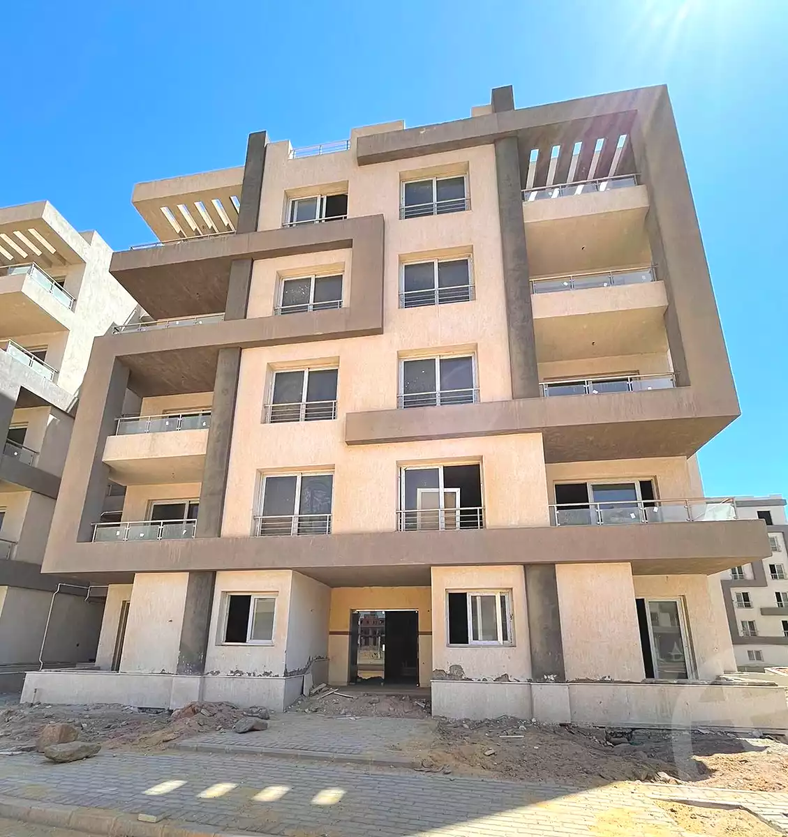 https://aqarmap.com.eg/ar/listing/6690747-for-sale-cairo-6th-of-october-compounds-kmbwnd-jm-lqhr
