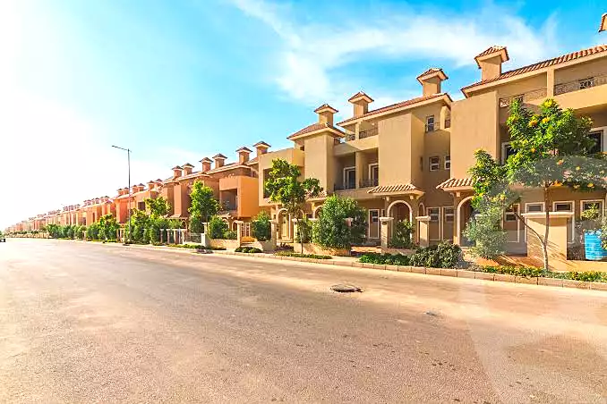 https://aqarmap.com.eg/en/listing/6690740-for-rent-cairo-6th-of-october-compounds-nyoum-october-arab-developmentt