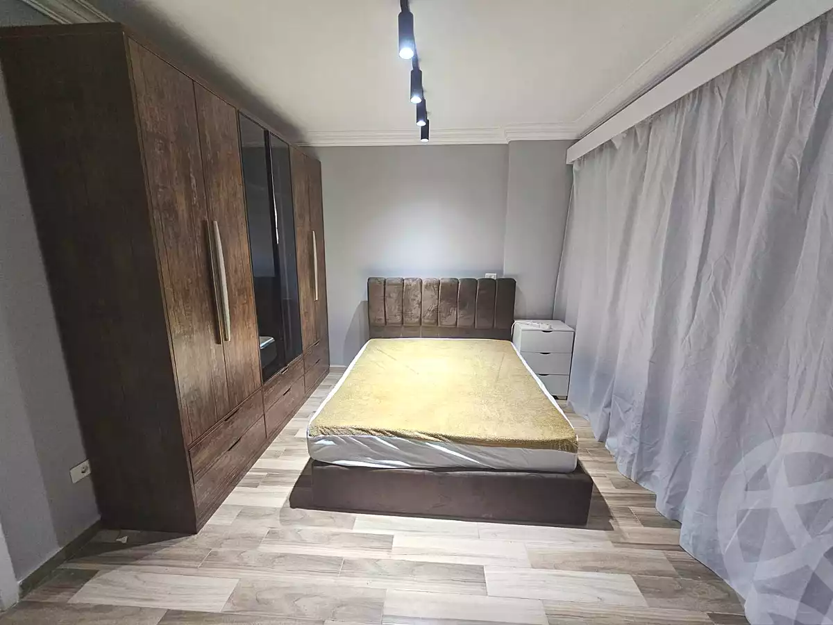 https://aqarmap.com.eg/en/listing/6690843-for-rent-cairo-6th-of-october-compounds-jn-ktwbr