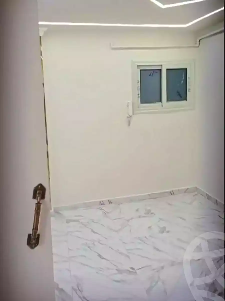 https://aqarmap.com.eg/ar/listing/6690803-for-sale-alexandria-sydy-bshr-sydy-bshr-bhry-shr-mhmwd-l-yswy