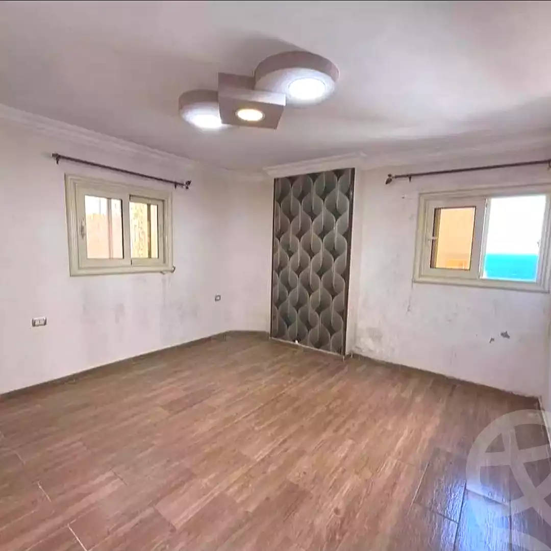 https://aqarmap.com.eg/ar/listing/6690994-for-sale-alexandria-camp-cesar-port-said-street