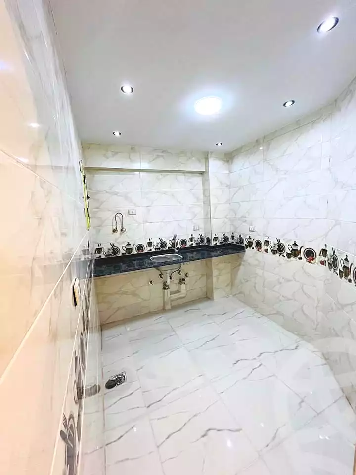 https://aqarmap.com.eg/en/listing/6691548-for-sale-alexandria-l-jmy-lbytsh-street-8