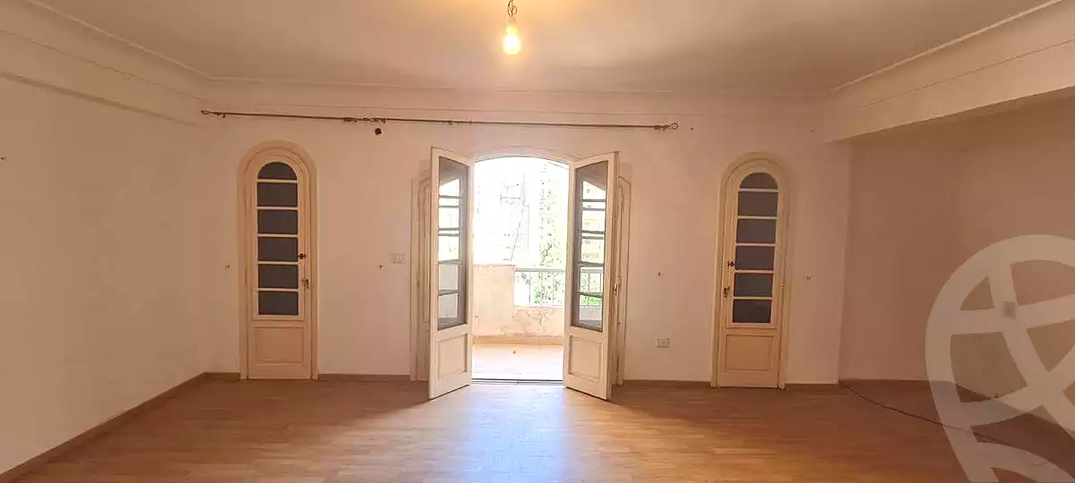 https://aqarmap.com.eg/ar/listing/6692234-for-sale-alexandria-l-jmy-lbytsh-al-samalehy-1-st