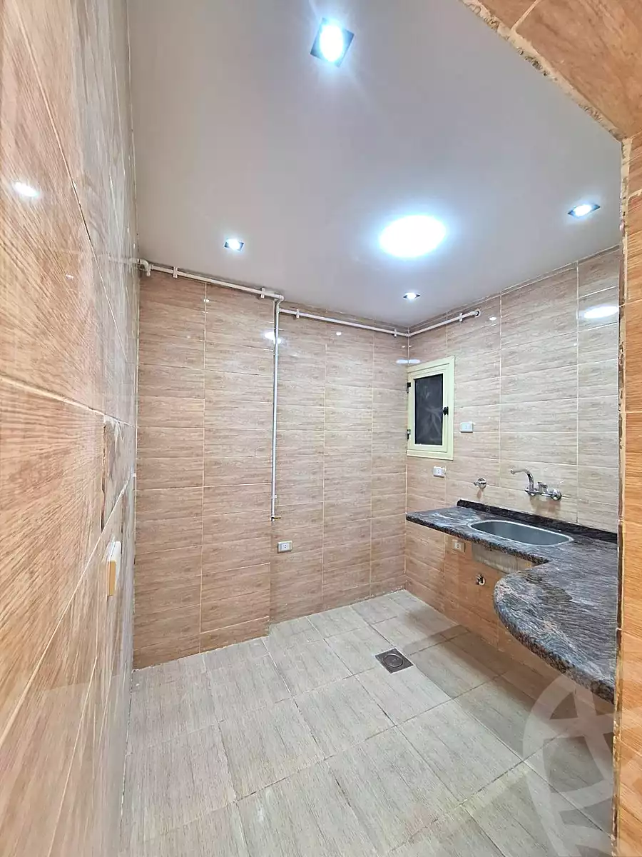 https://aqarmap.com.eg/ar/listing/6692246-for-sale-alexandria-sydy-bshr-sydy-bshr-bhry-street-17
