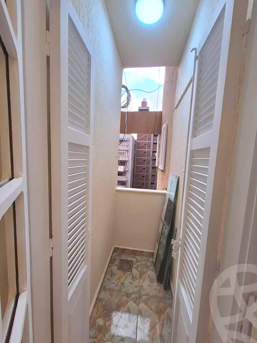 https://aqarmap.com.eg/ar/listing/6692246-for-sale-alexandria-sydy-bshr-sydy-bshr-bhry-street-17