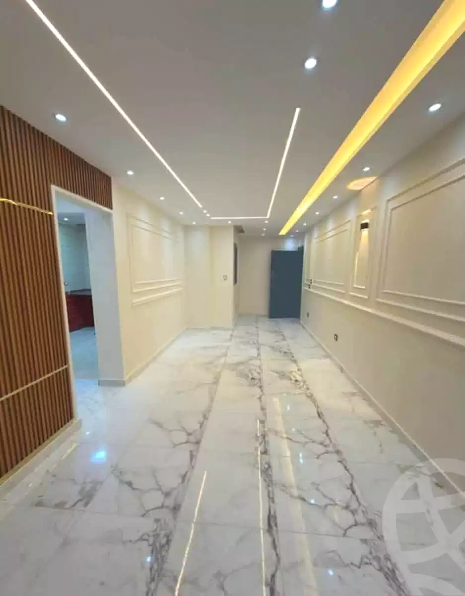 https://aqarmap.com.eg/ar/listing/6692381-for-sale-alexandria-l-jmy-lbytsh-al-samalehy-1-st