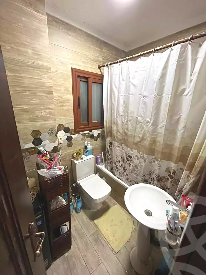 https://aqarmap.com.eg/ar/listing/6692645-for-sale-alexandria-l-jmy-lbytsh-bianchiii-el-arbaeen-st