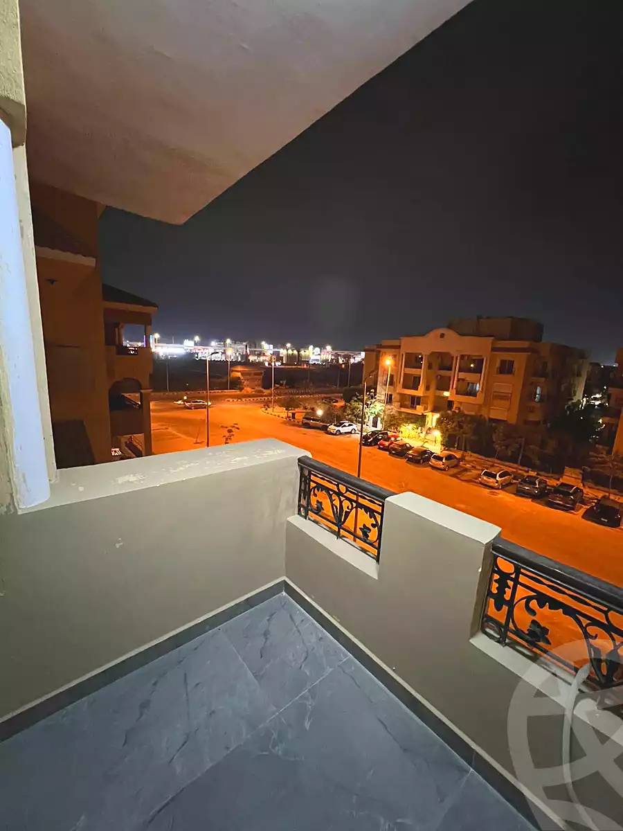 https://aqarmap.com.eg/ar/listing/6692741-for-sale-cairo-el-sheikh-zayed-city-compounds-el-khamayel
