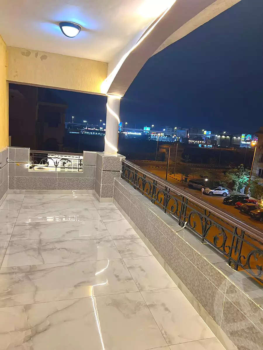 https://aqarmap.com.eg/ar/listing/6692741-for-sale-cairo-el-sheikh-zayed-city-compounds-el-khamayel