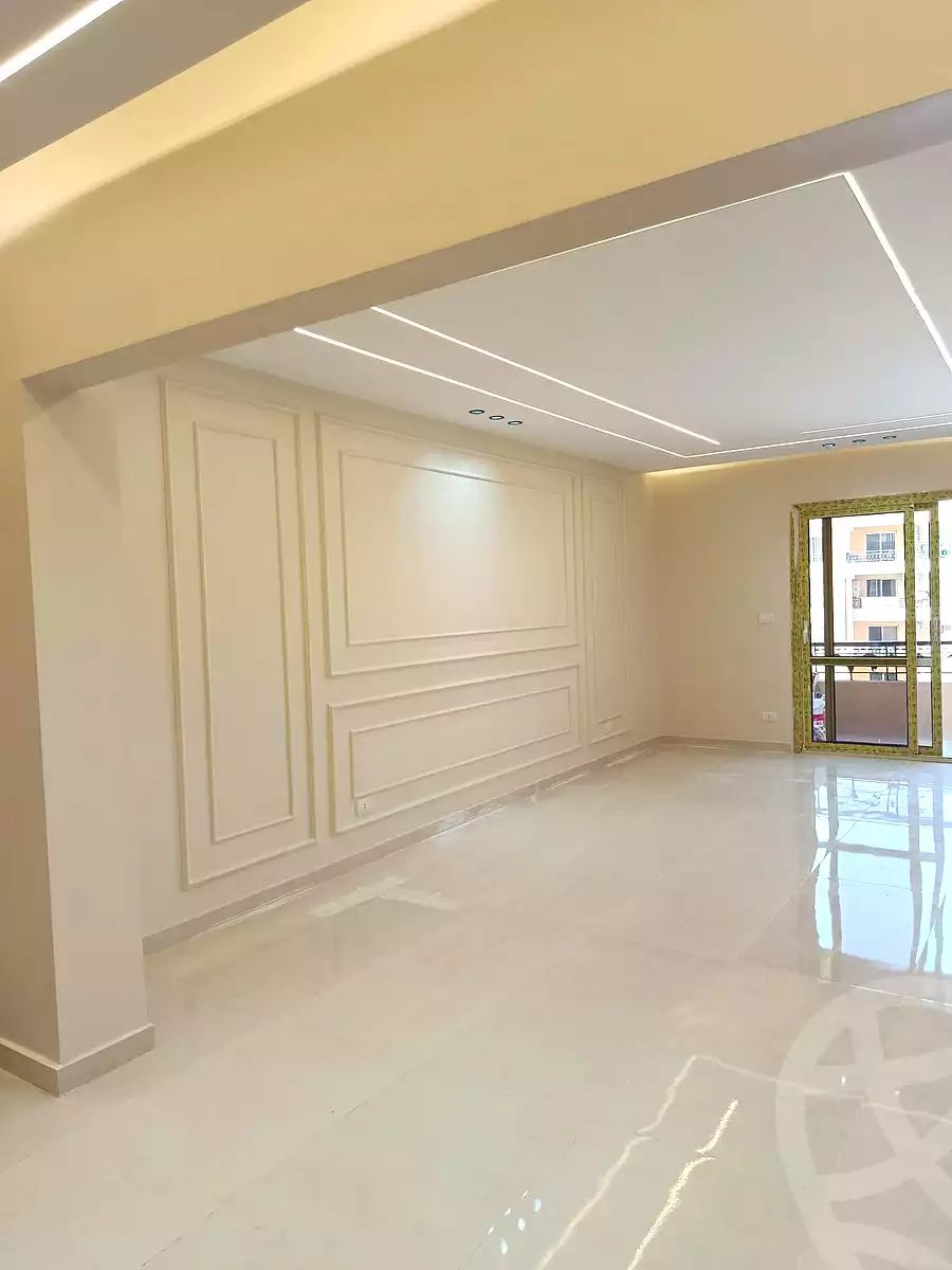 https://aqarmap.com.eg/en/listing/6692918-for-sale-cairo-el-sheikh-zayed-city-compounds-el-khamayel