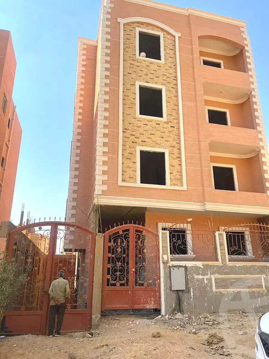 https://aqarmap.com.eg/ar/listing/6692969-for-sale-cairo-6th-of-october-el-tawsaat-el-shamalya-hy-2000-qt